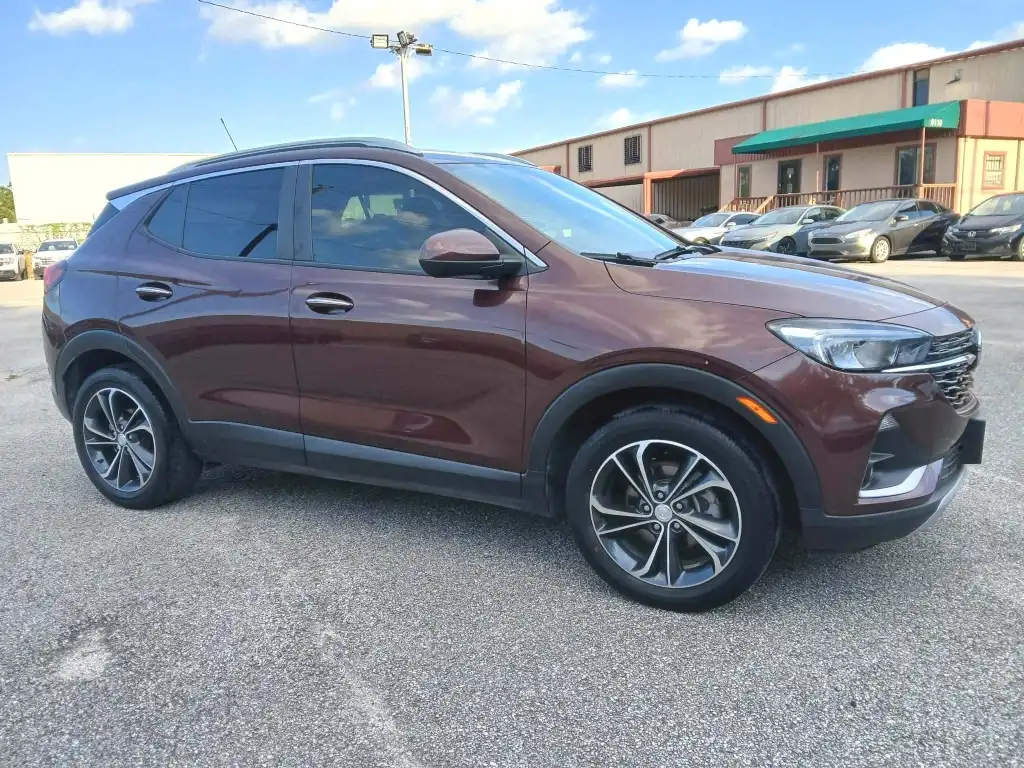2022 Buick Encore GX Select's photo
