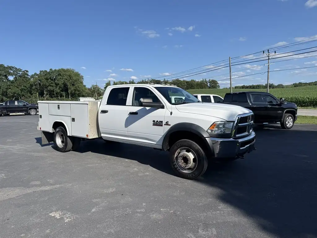 2018 RAM 4500 Tradesman 4X4 Crew Cab DRW 173" WB's photo