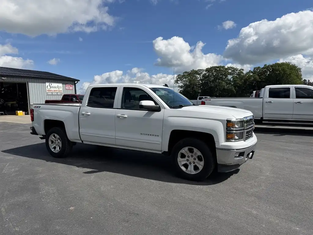 2015 Chevrolet Silverado 1500 LT 4WD Crew Cab Short Box's photo