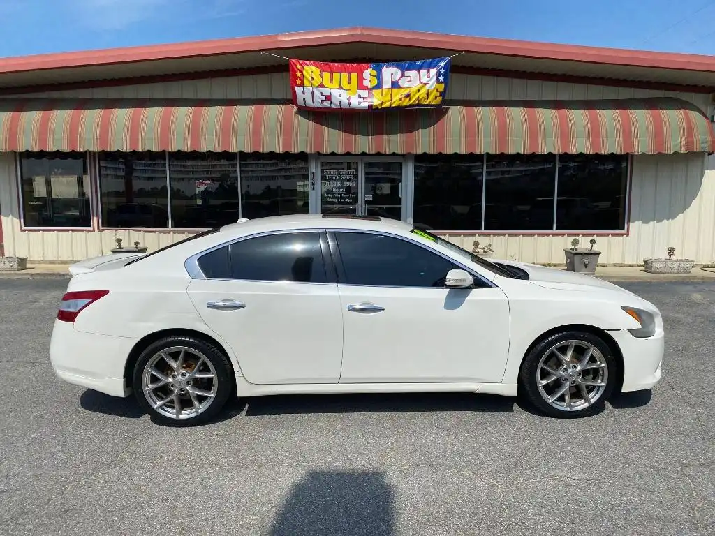 2010 Nissan Maxima 3.5 SV's photo