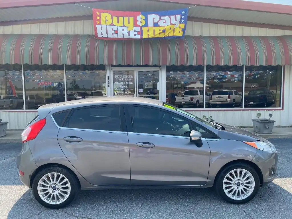 2014 Ford Fiesta Titanium Hatch's photo