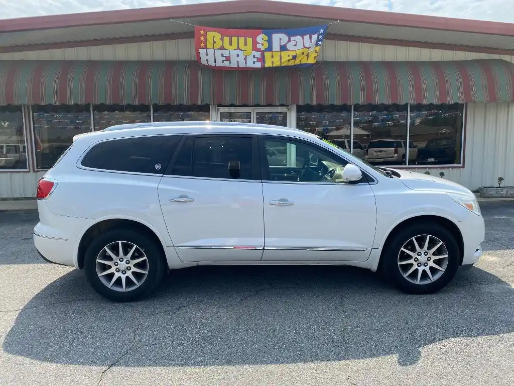 2017 Buick Enclave Leather's photo
