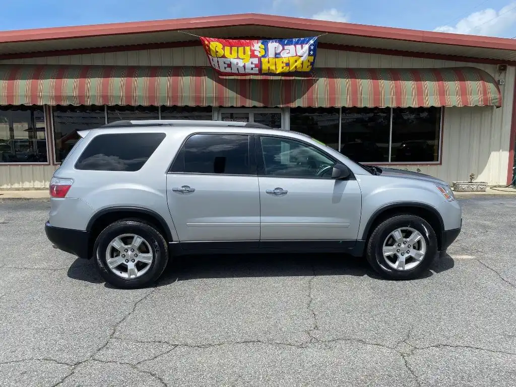 2011 GMC Acadia FWD SLE's photo