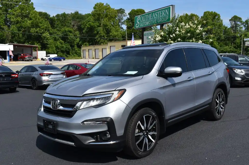 2019 Honda Pilot 4WD Elite's photo