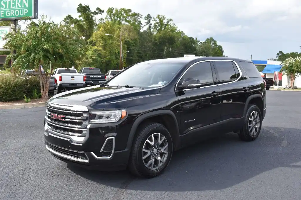 2023 GMC Acadia SLE FWD's photo