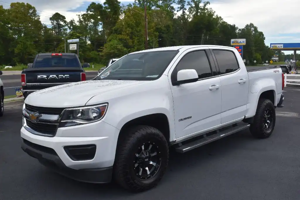 2020 Chevrolet Colorado Work Truck 4WD Crew Cab Long Box's photo