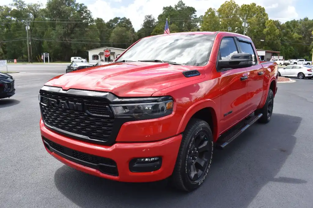 2025 RAM 1500 Big Horn/Lone Star 4WD Crew Cab 5'7's photo