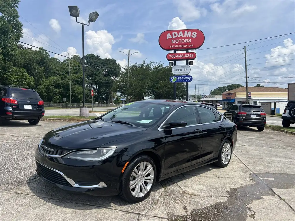 2015 Chrysler 200 Limited photo 1