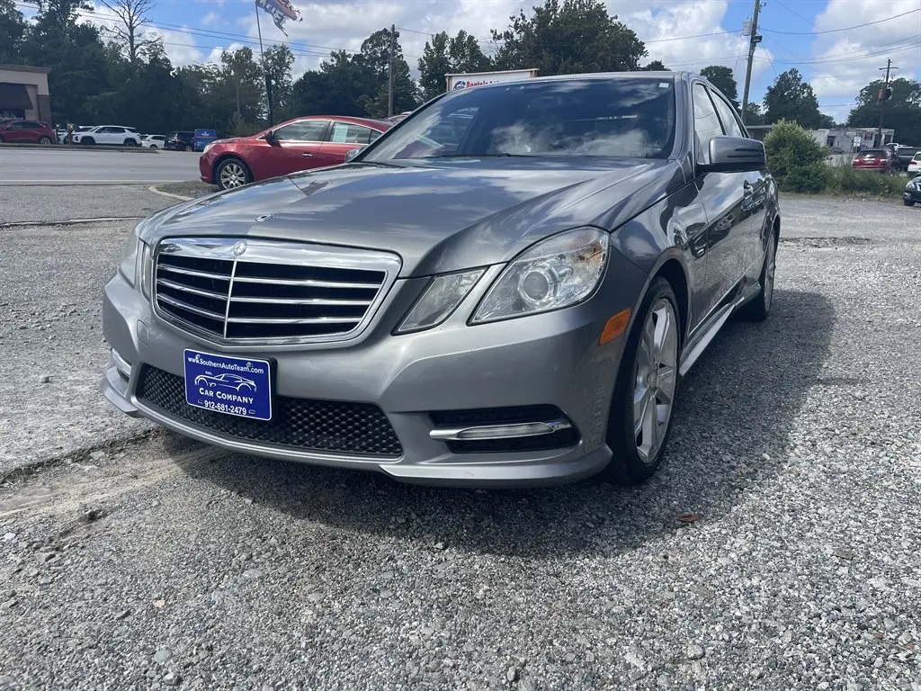 2012 Mercedes-Benz E-Class E350 Luxury 4MATIC photo 4