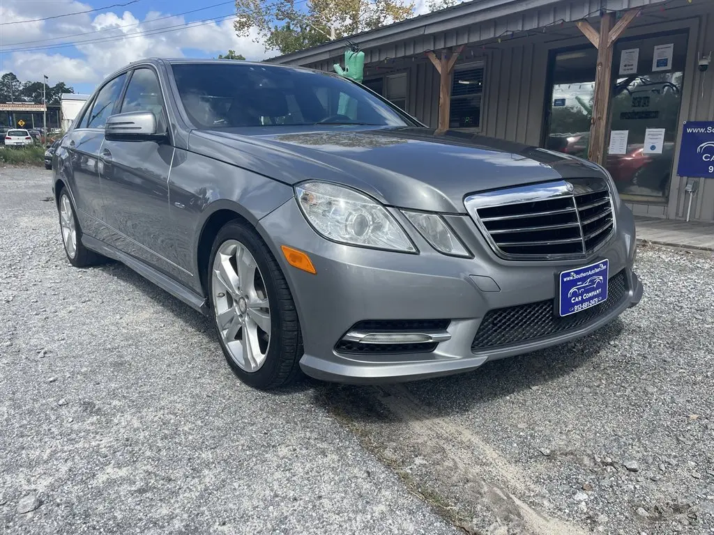 2012 Mercedes-Benz E-Class E350 Luxury 4MATIC photo 3
