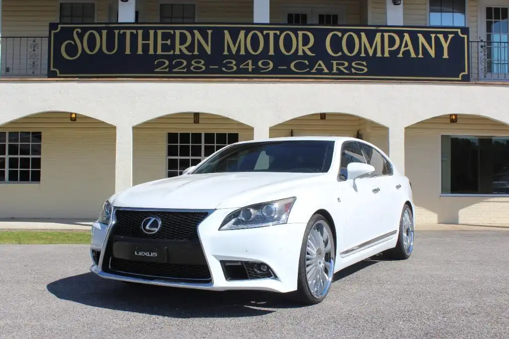 2014 Lexus LS 500 460's photo