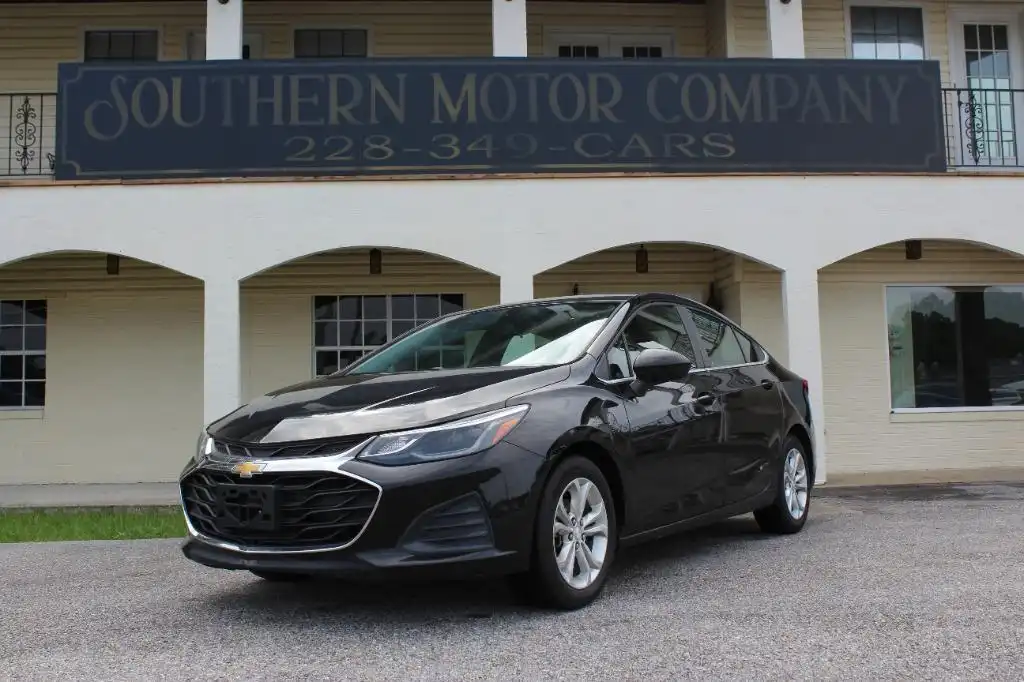 2019 Chevrolet Cruze 1LT Auto's photo