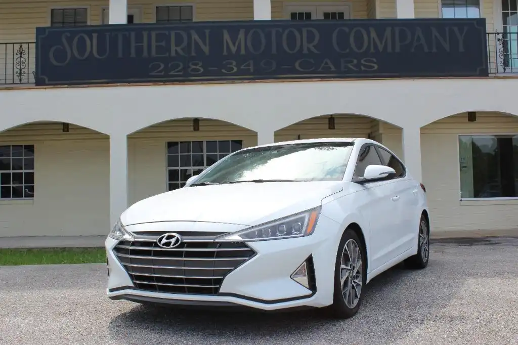 2020 Hyundai Elantra 2.0 Limited IVT's photo