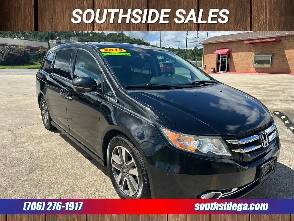 2015 Honda Odyssey Touring Elite's photo