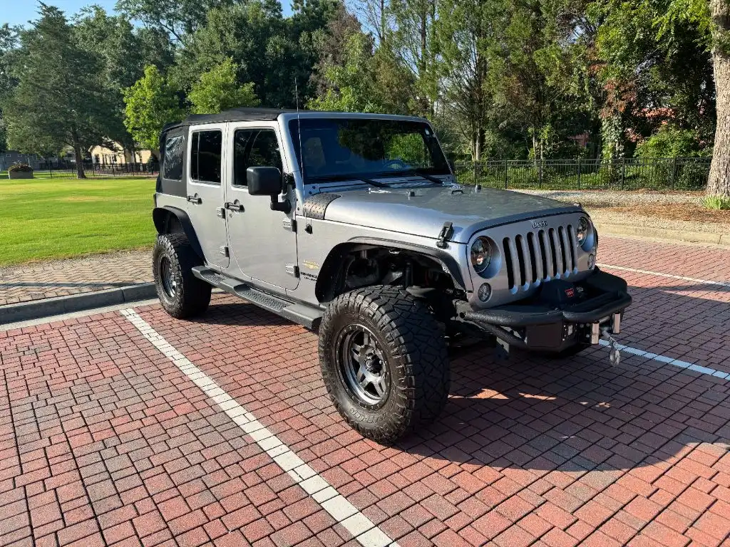 2015 Jeep Wrangler Sahara's photo