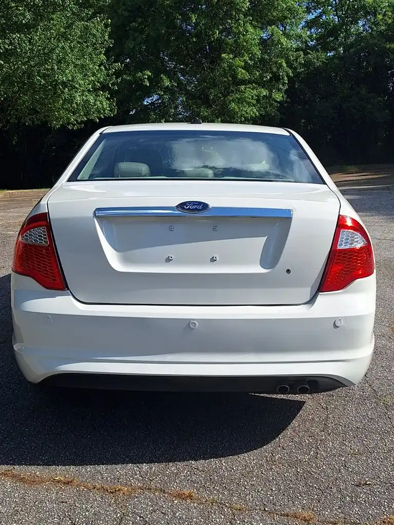 2011 Ford Fusion V6 Sport's photo