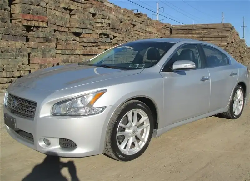 2010 Nissan Maxima 3.5 S's photo