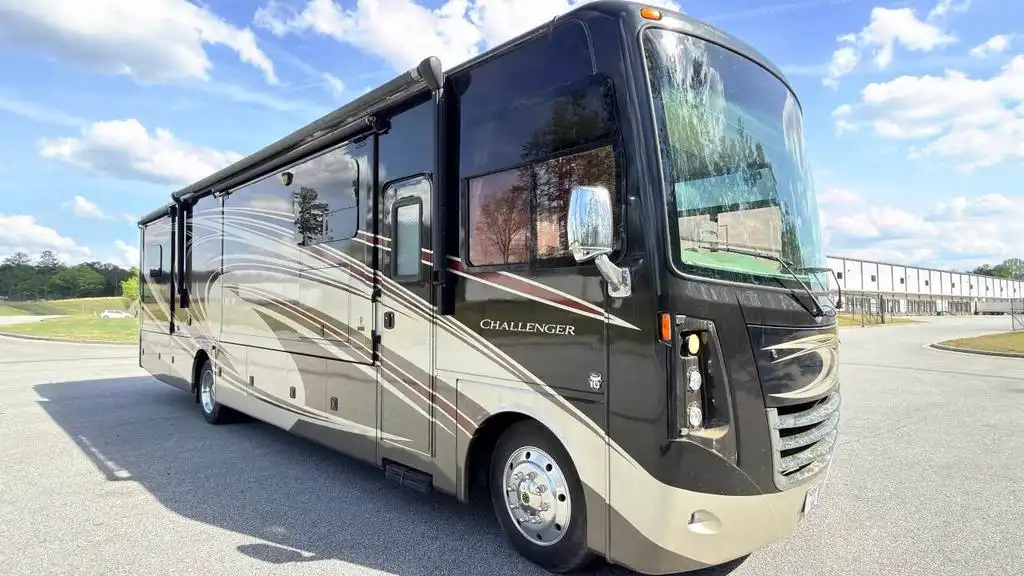 2013 Ford F-53 / F-59 2WD Motorhome Chassis Chassis 208.1 252.3 in. WB's photo
