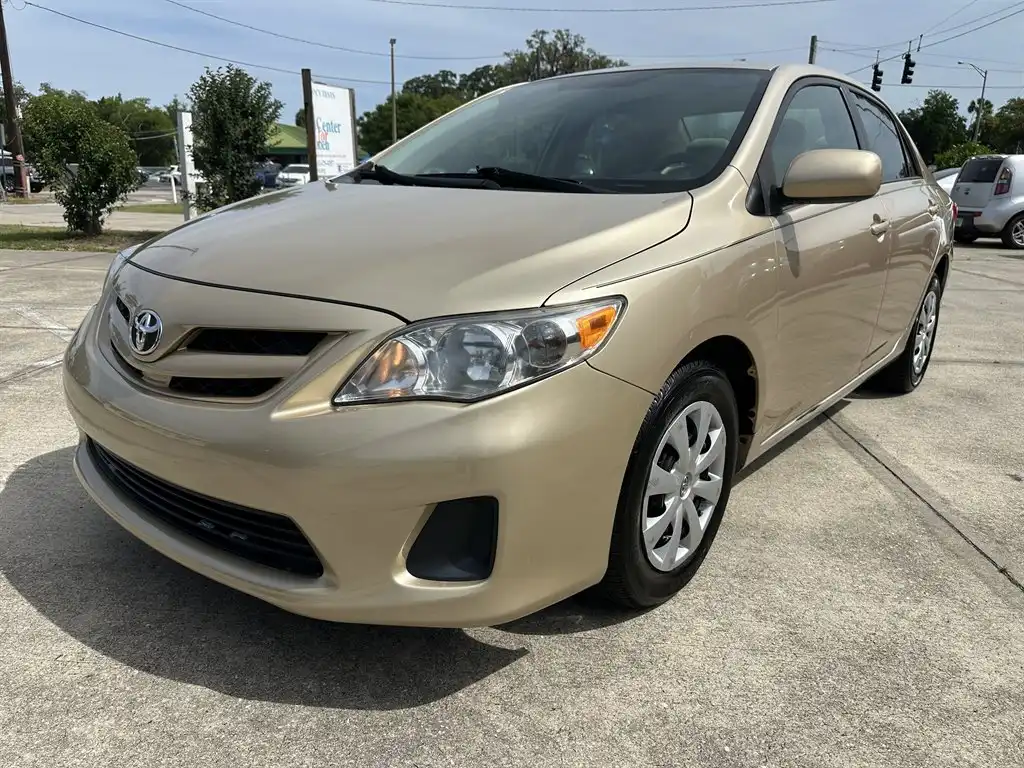 2011 Toyota Corolla LE AT's photo
