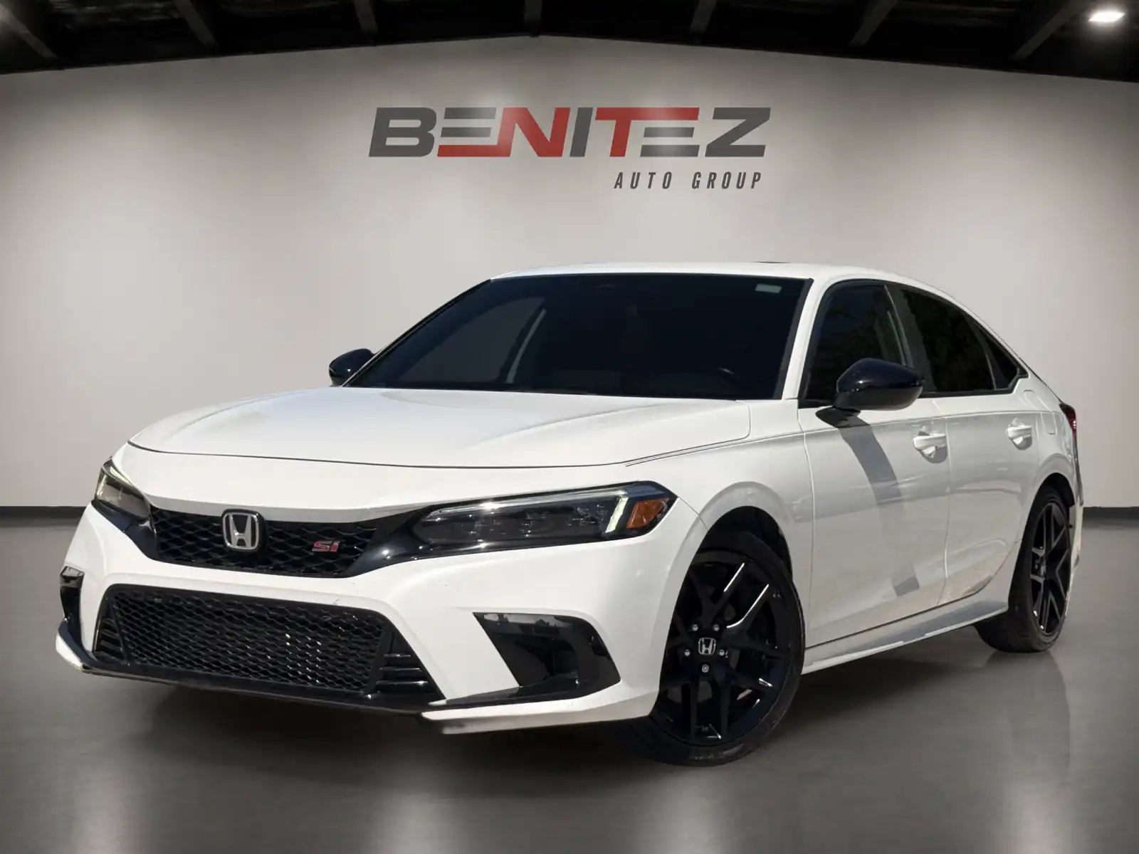 2022 Honda Civic Si Summer Tires's photo
