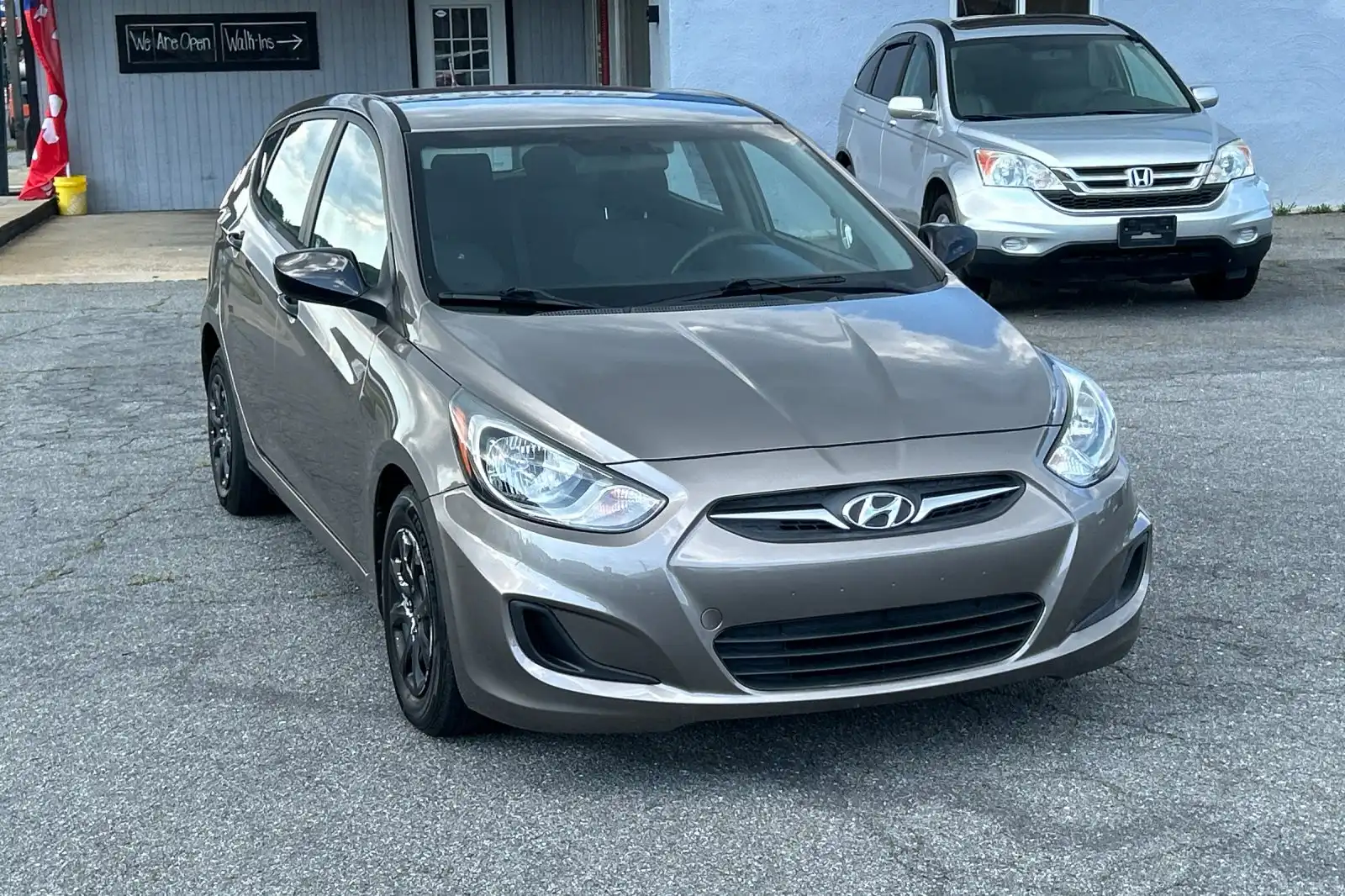 2014 Hyundai Accent GS 5-Door 6-Speed Automatic's photo