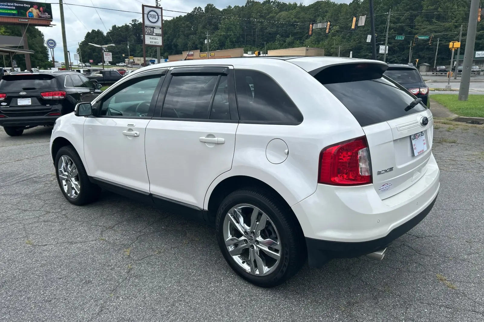 2014 Ford Edge SEL photo 5