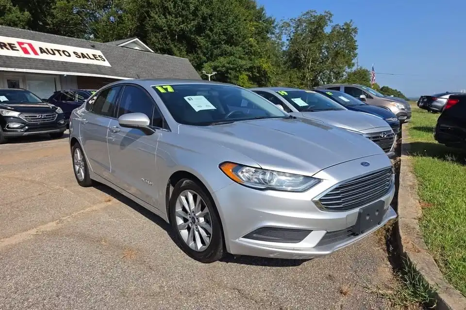 2017 Ford Fusion S FWD's photo