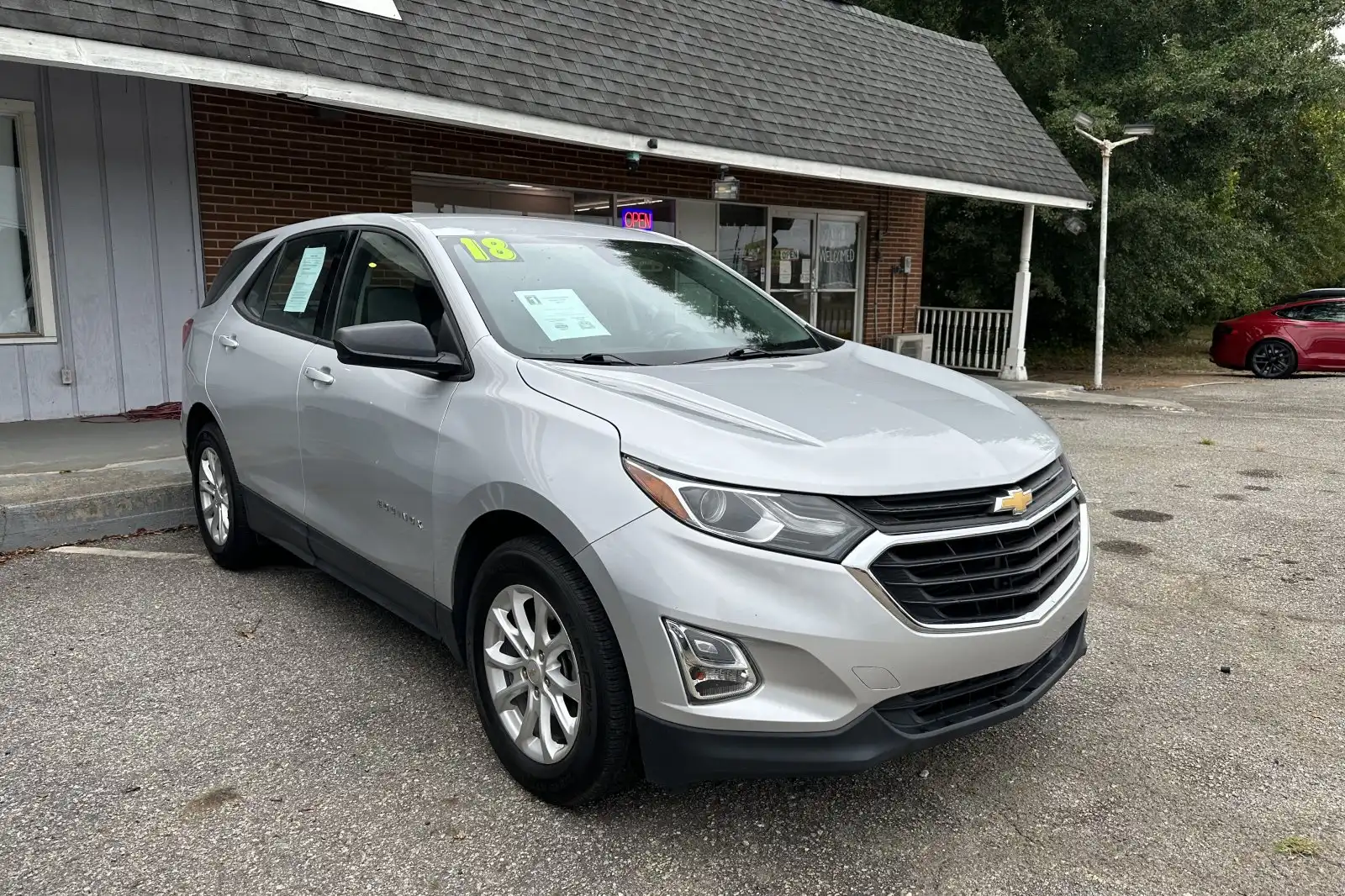 2018 Chevrolet Equinox LS's photo