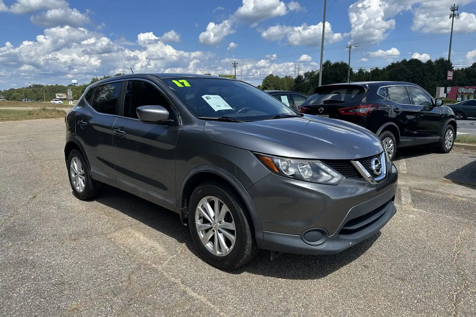 2017 Nissan Rogue Sport S FWD's photo