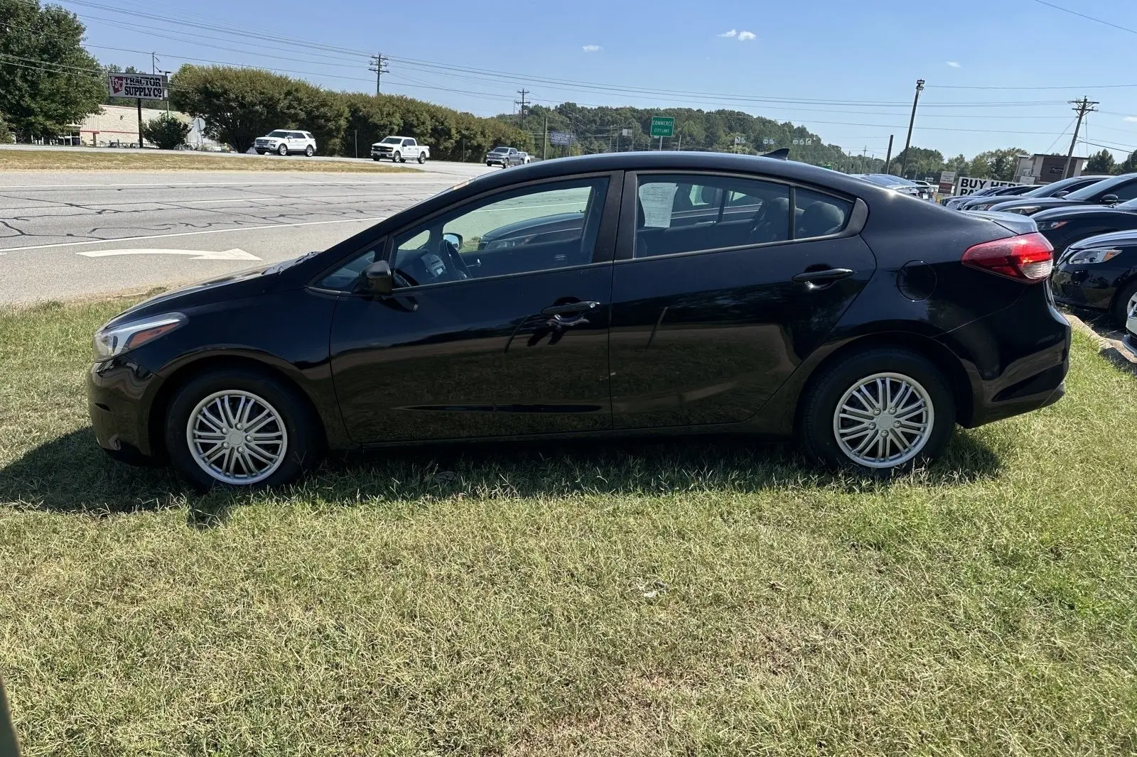 2017 Kia Forte LX Auto photo 5