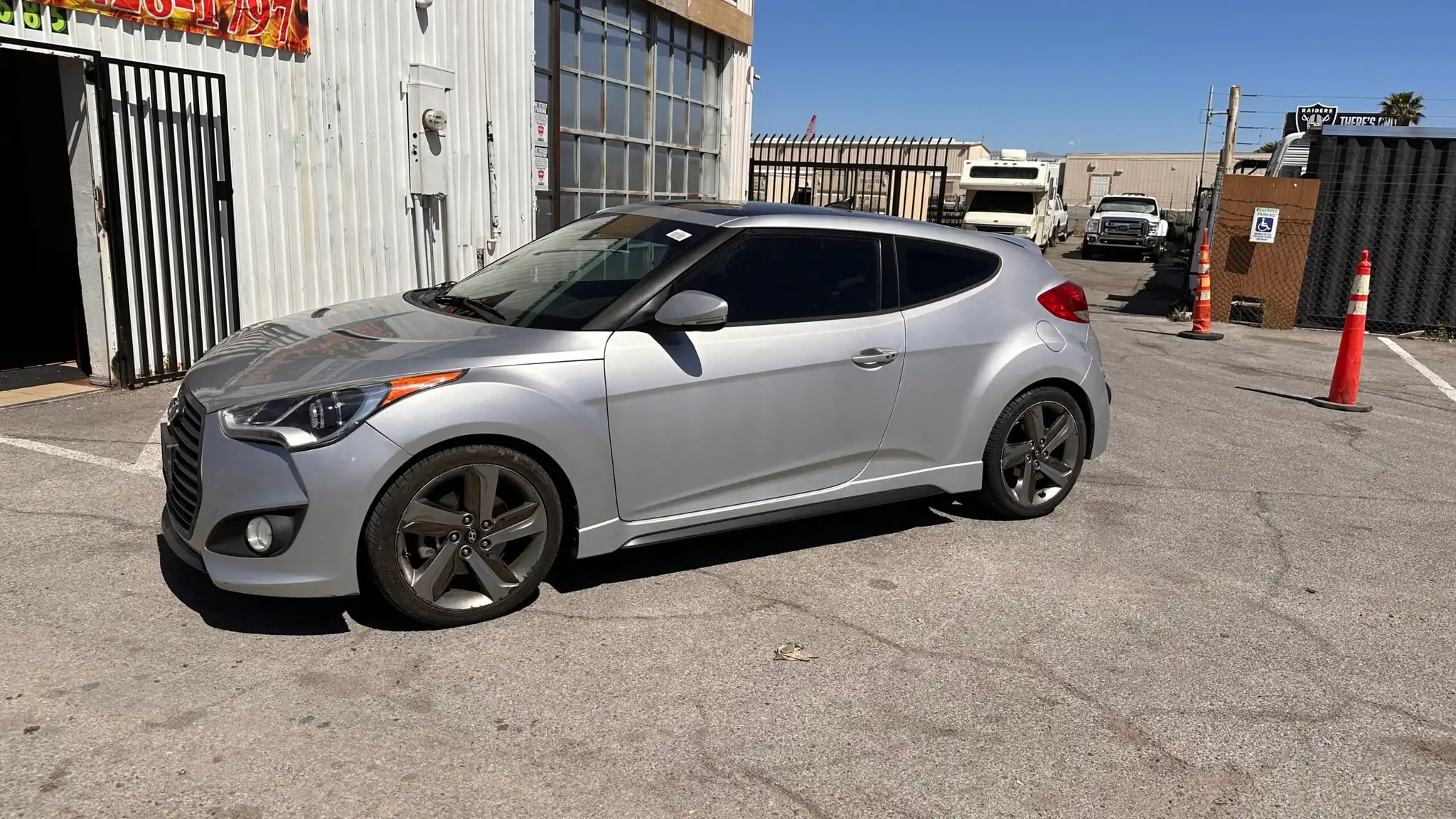 2014 Hyundai Veloster 1.6 Auto SHIFTRONIC Turbo's photo