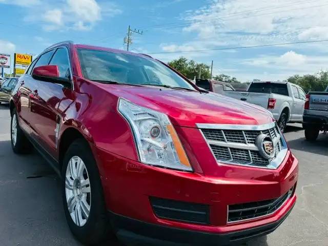 2010 Cadillac SRX Luxury FWD Collection's photo
