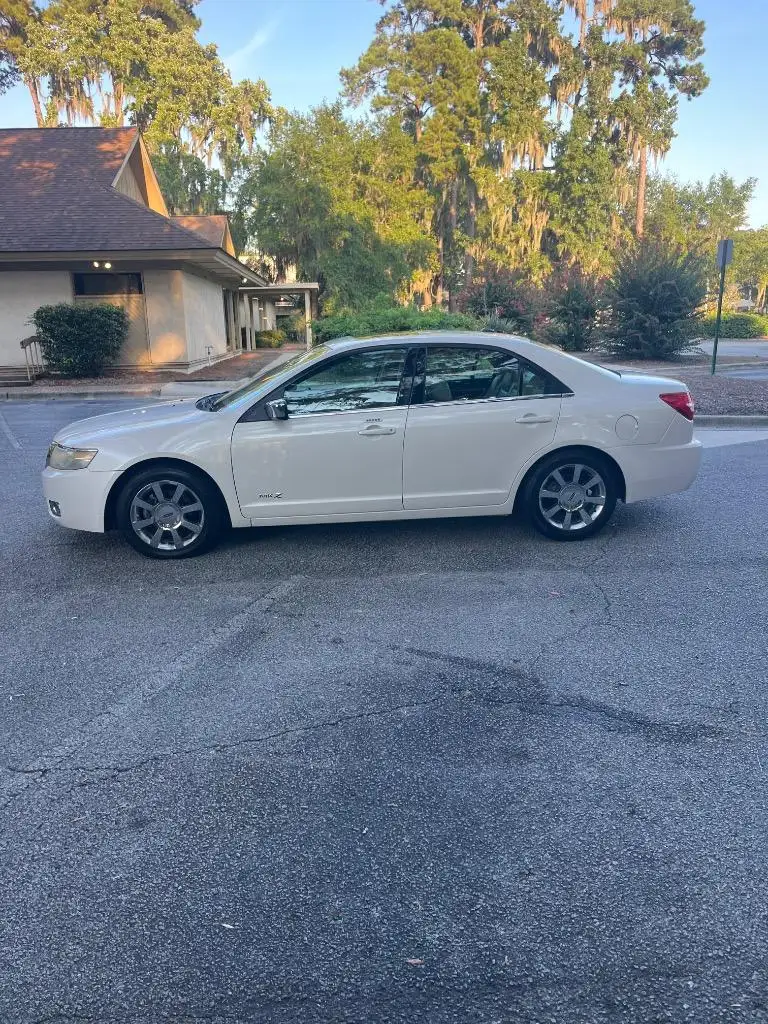 2009 Lincoln MKZ V6's photo