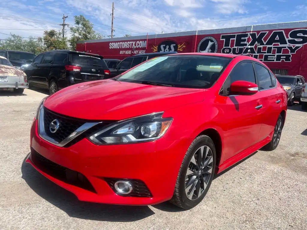 2016 Nissan Sentra SR CVT's photo