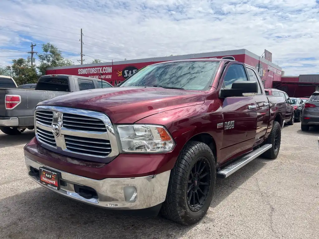 2017 RAM 1500 Lone Star 4WD Crew Cab 5'7's photo