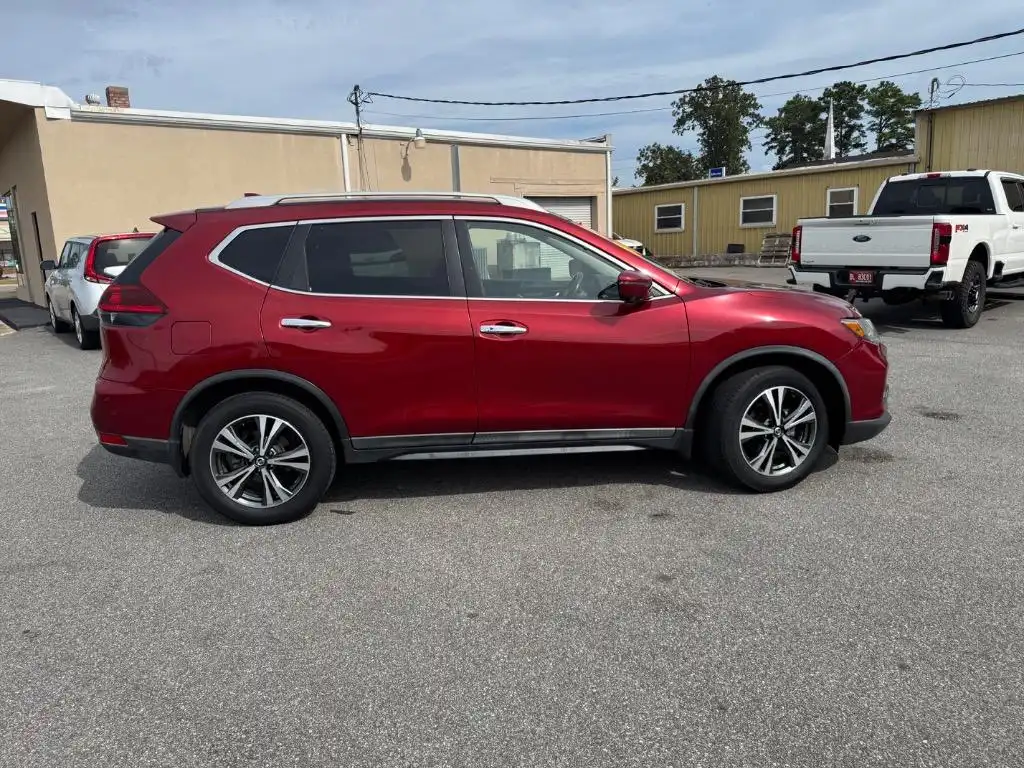 2019 Nissan Rogue SV FWD's photo