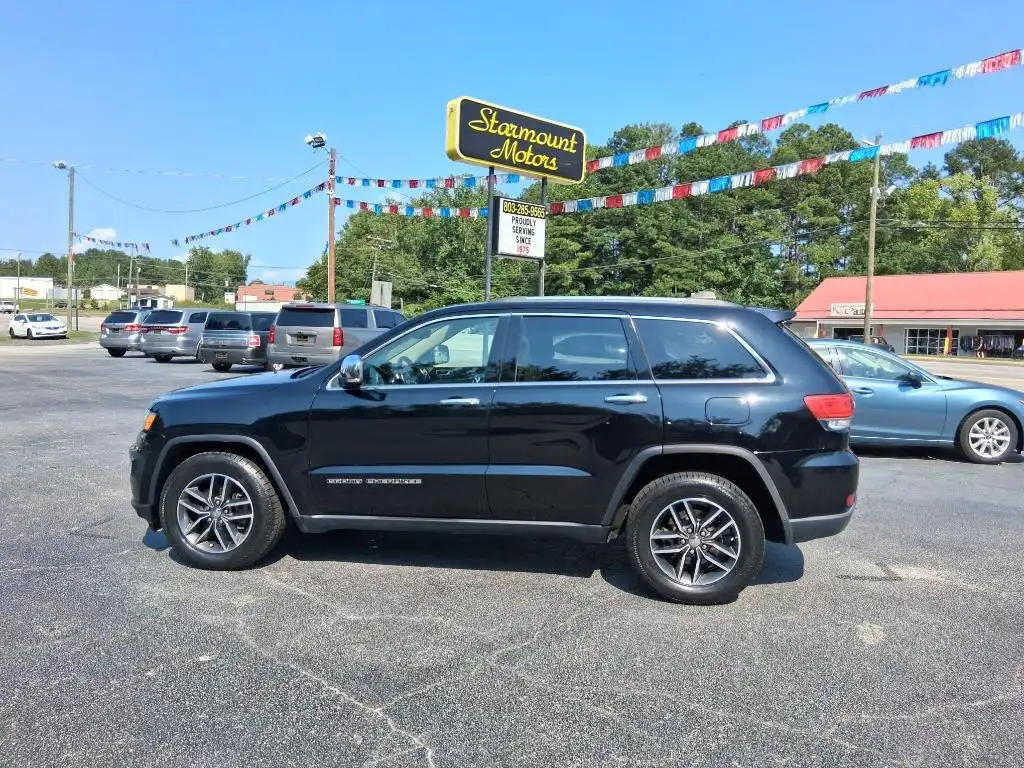2017 Jeep Grand Cherokee Limited's photo