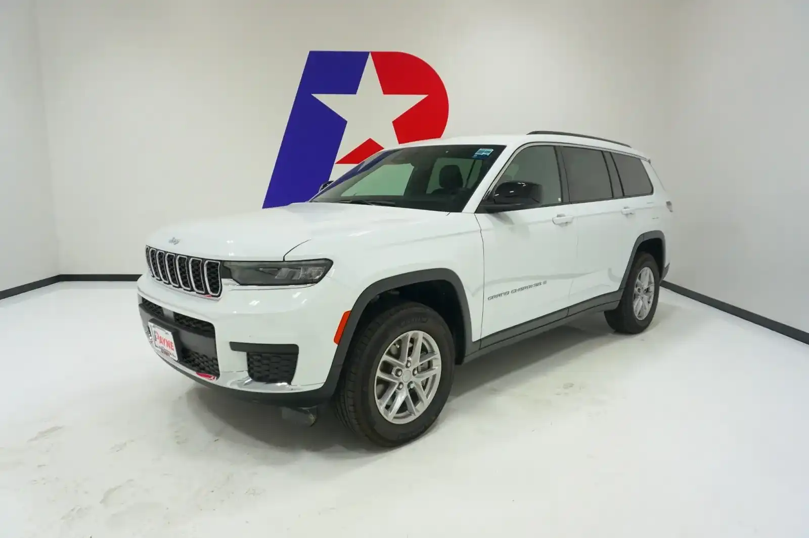 2026 Jeep Grand Cherokee L Laredo 4x4's photo
