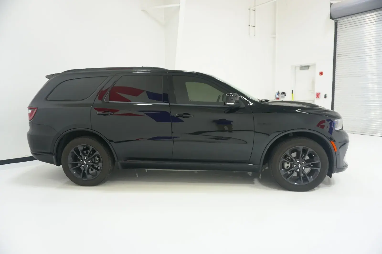 2025 Dodge Durango R/T Plus AWD photo 4