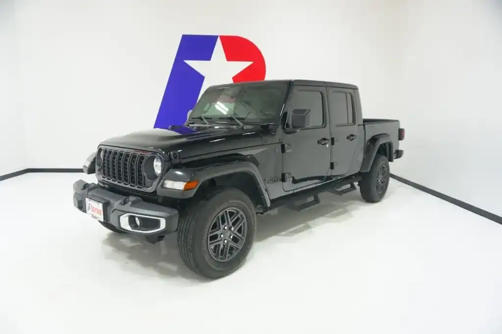 2024 Jeep Gladiator's photo