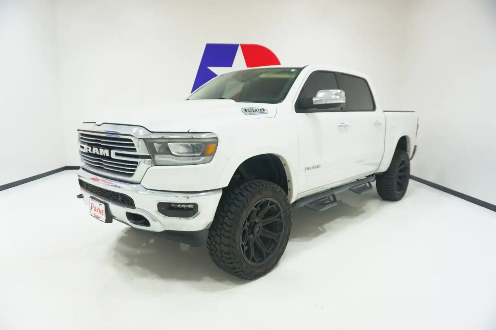 2021 RAM 1500 Laramie 4x4 Crew Cab 5'7's photo