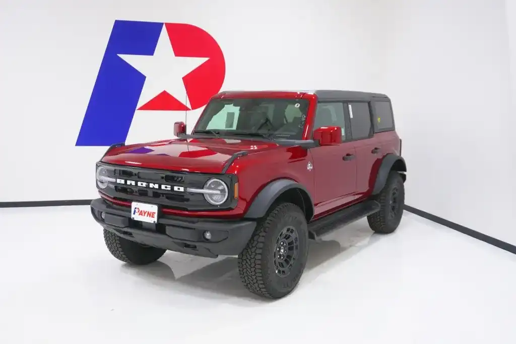 2026 Ford Bronco Outer Banks 4x4's photo