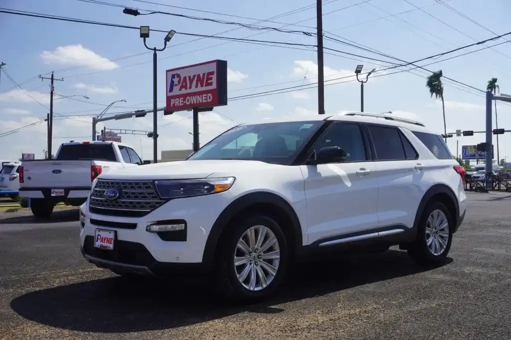 2020 Ford Explorer Limited RWD's photo