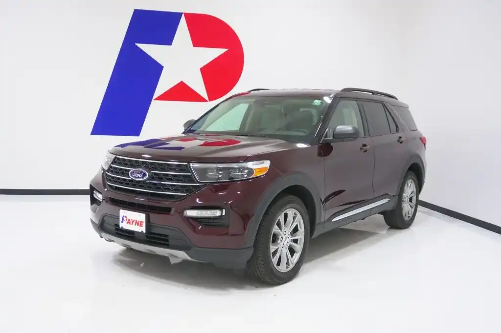 2022 Ford Explorer XLT 4WD's photo