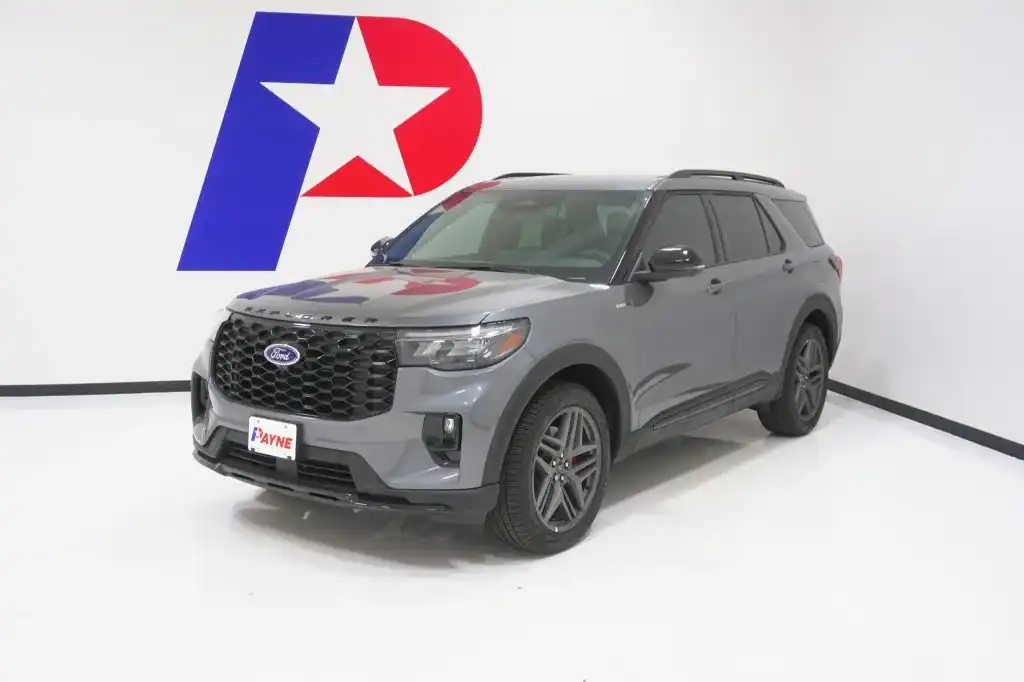 2026 Ford Explorer ST-LINE 4WD's photo