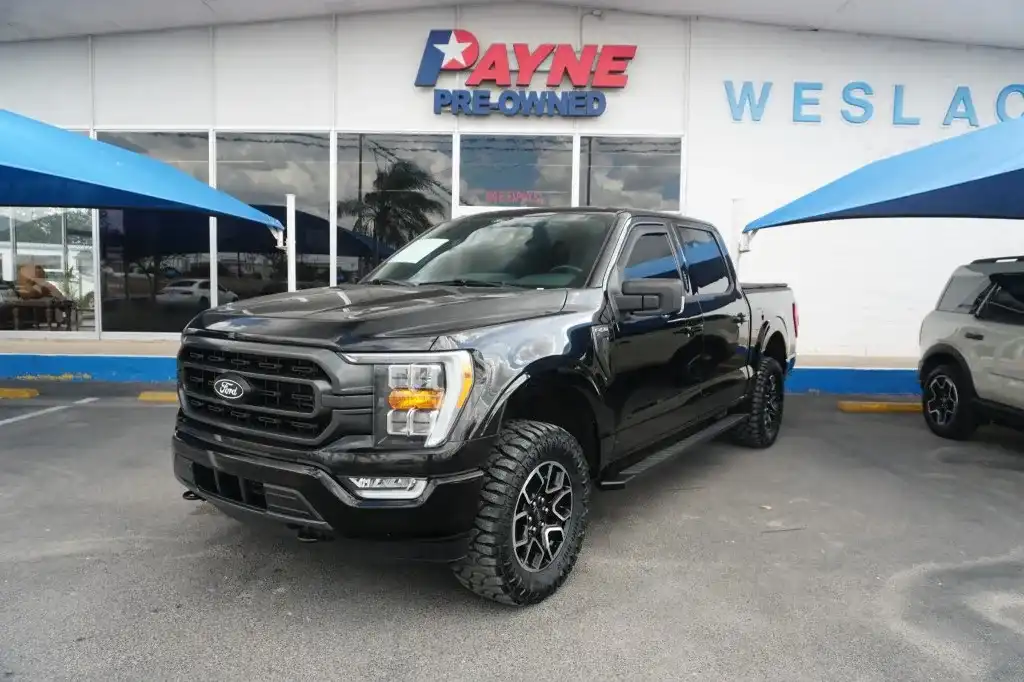2022 Ford F-150 XLT 4WD SuperCrew 5-1/2' Box's photo