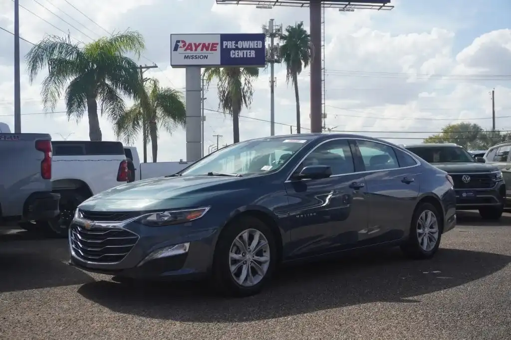 2025 Chevrolet Malibu 1LT's photo