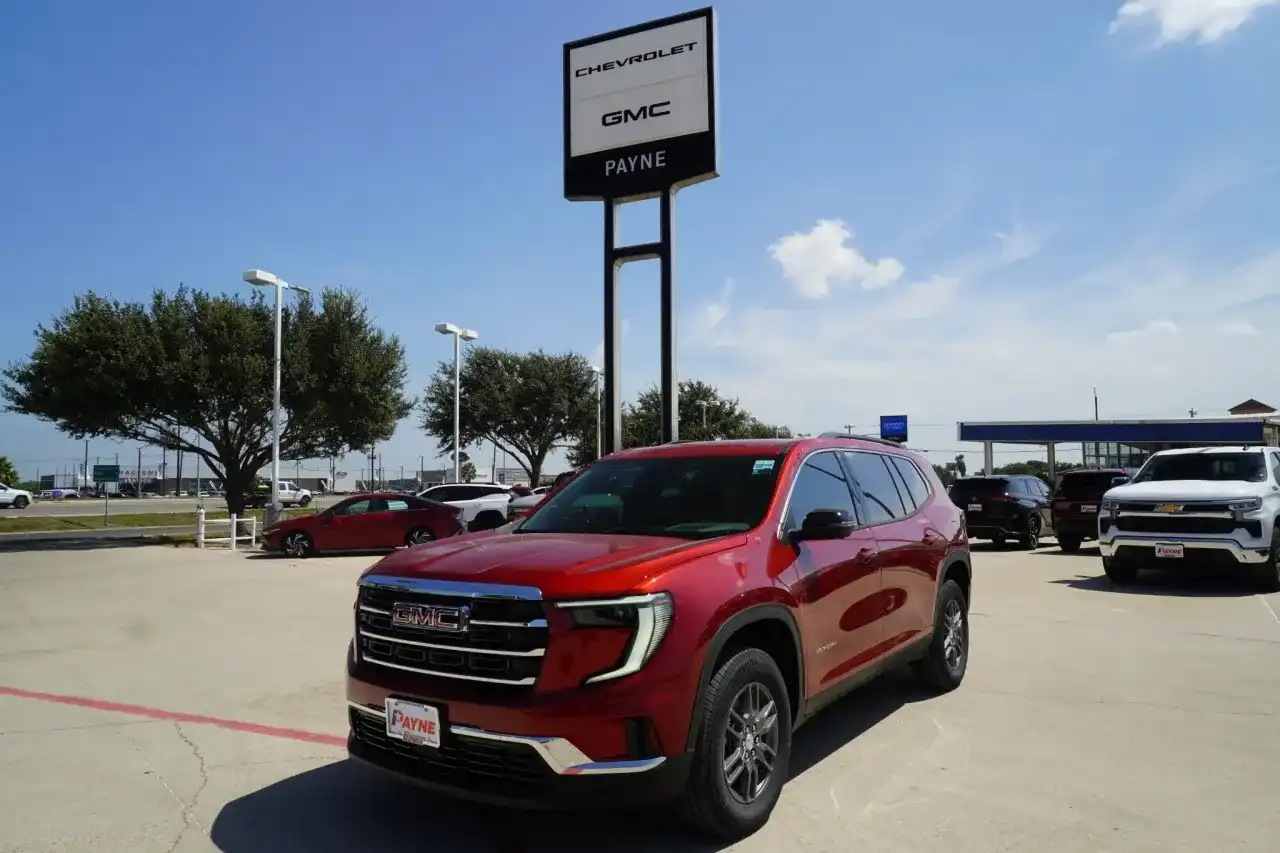 2026 GMC Acadia Elevation FWD's photo