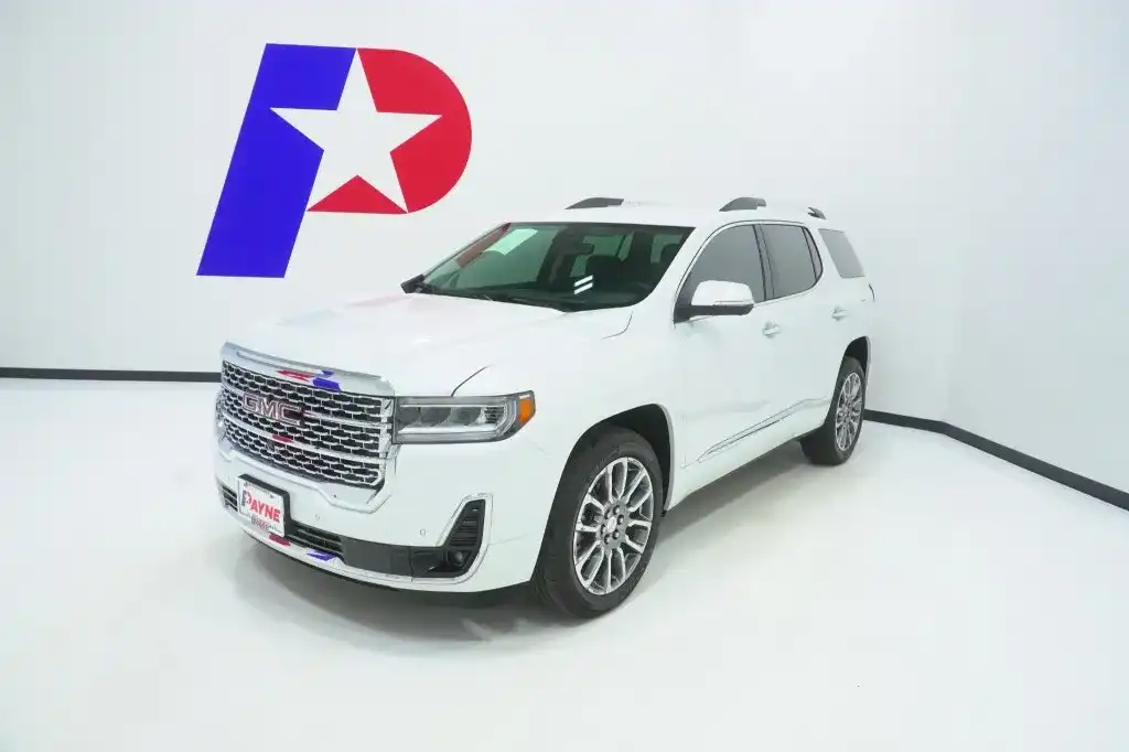 2023 GMC Acadia Denali FWD's photo