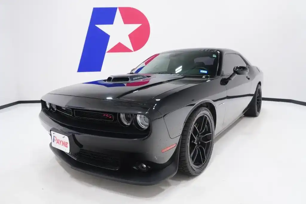 2021 Dodge Challenger R/T's photo
